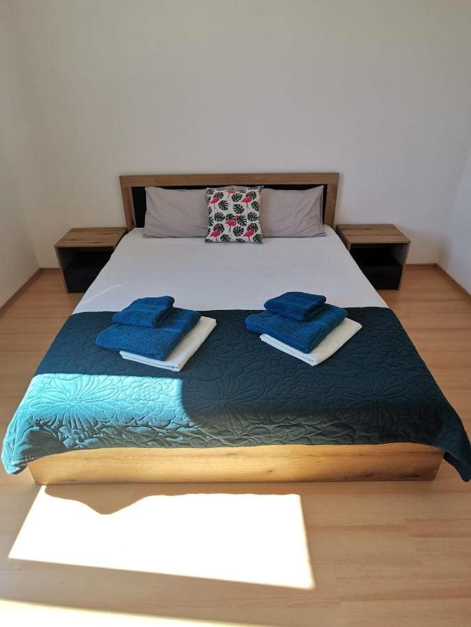 Villa Emine Banya  Buitenkant foto