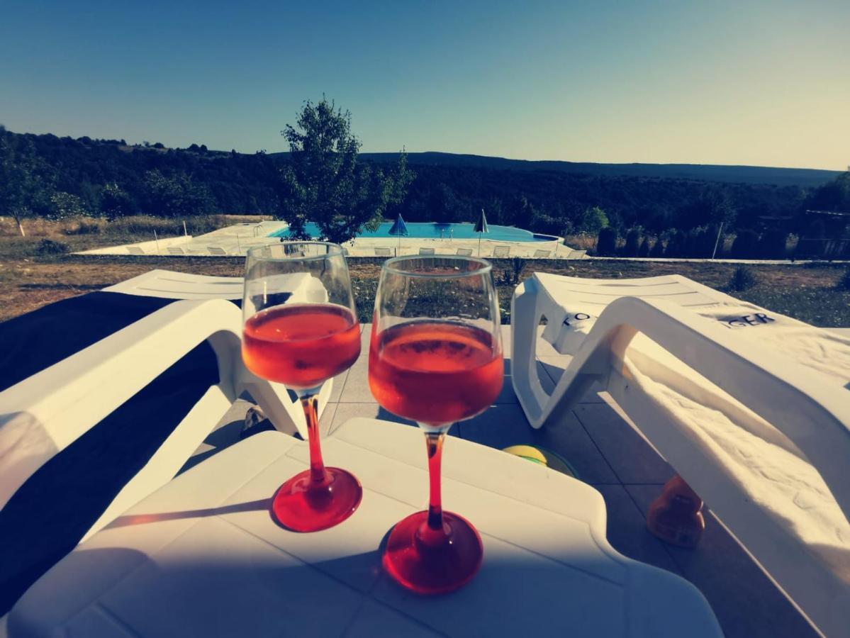 Villa Emine Banya  Buitenkant foto
